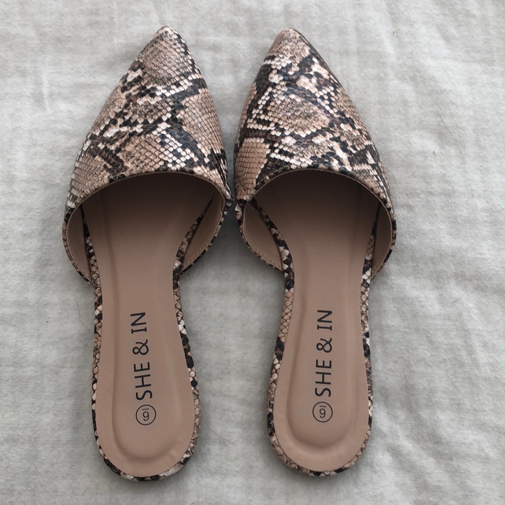 Snkaeskine loafers